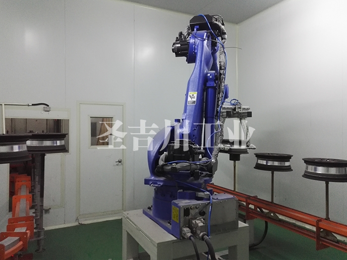 鋁輪轂底粉后待固化機(jī)器人兩側(cè)夾持轉(zhuǎn)線機(jī)構(gòu)